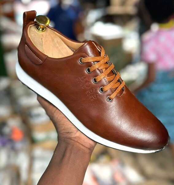 Chaussures en cuir élégantes