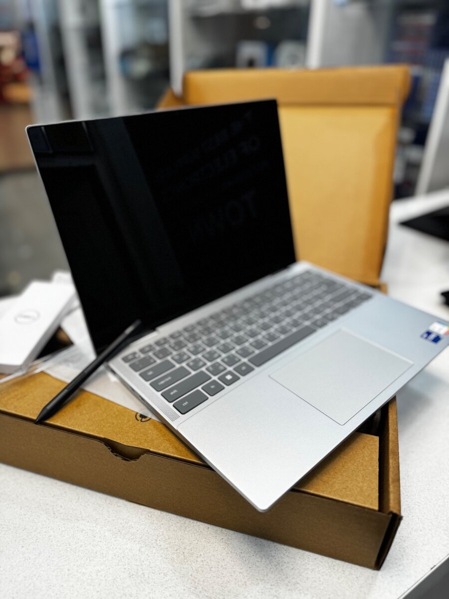 Dell inspiration T-15 2 in 1