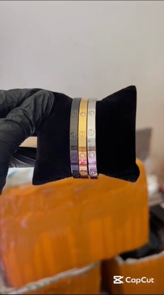 Bracelet en acier inoxydable pour homme