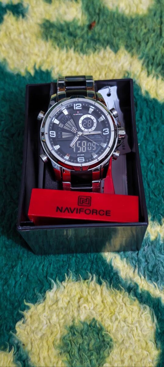 Montre NAVIFORCE élégante
