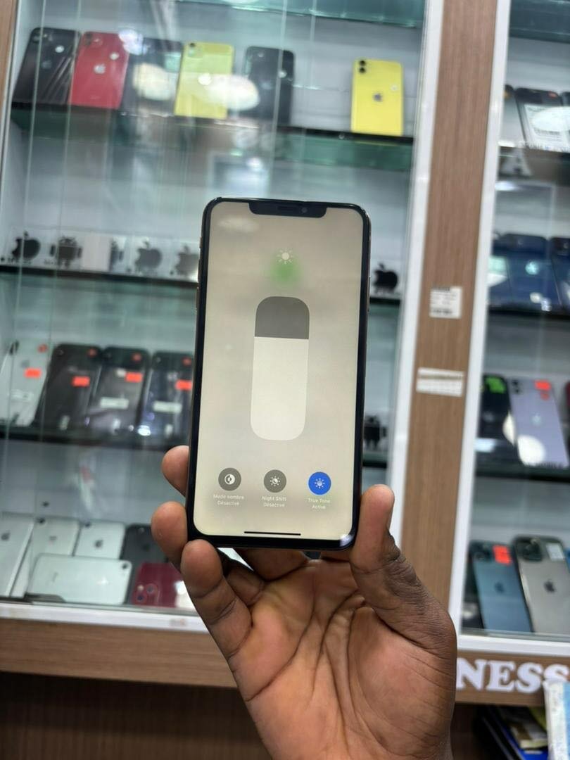 iPhone XS Max tout passe propre