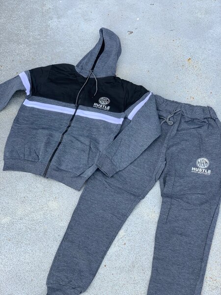 Hustle and motivate trucksuites k300