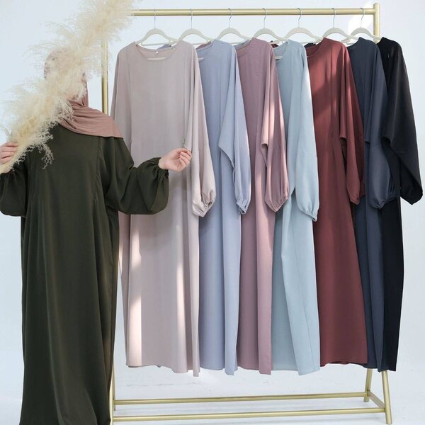 Платья и для кормящих