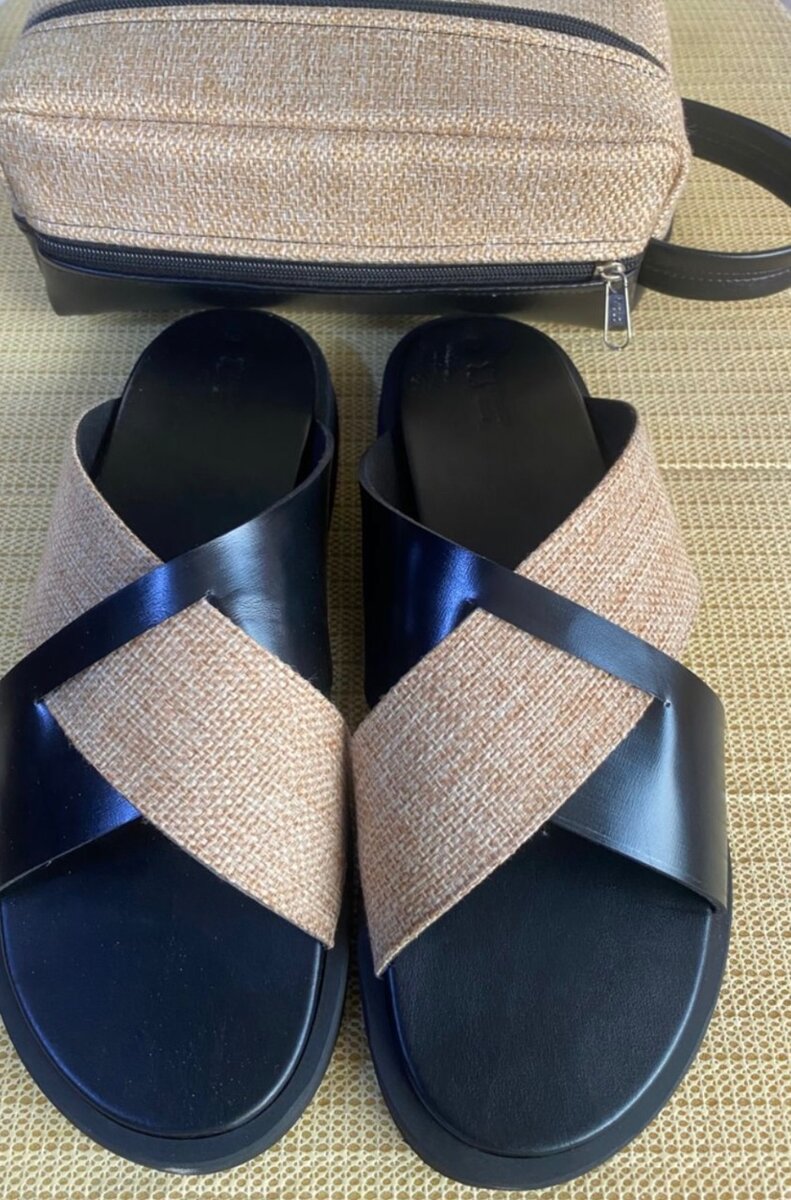 Sandales et Pochette Élégantes