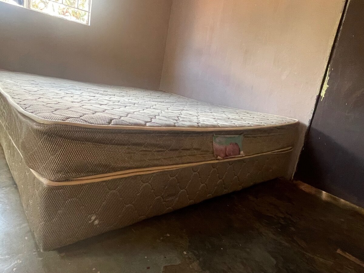 King size bed for sale