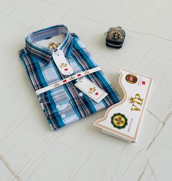 Checked long sleeves