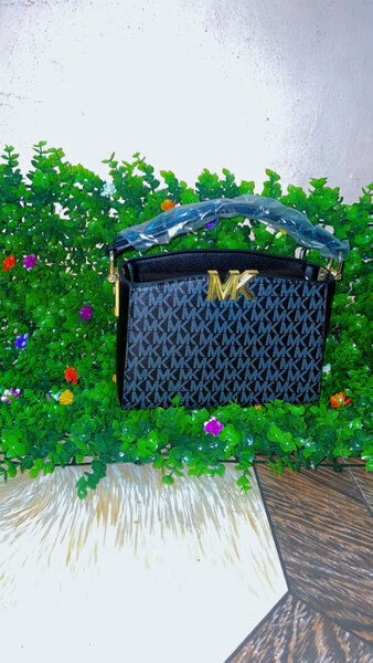 Sac à main élégant femme