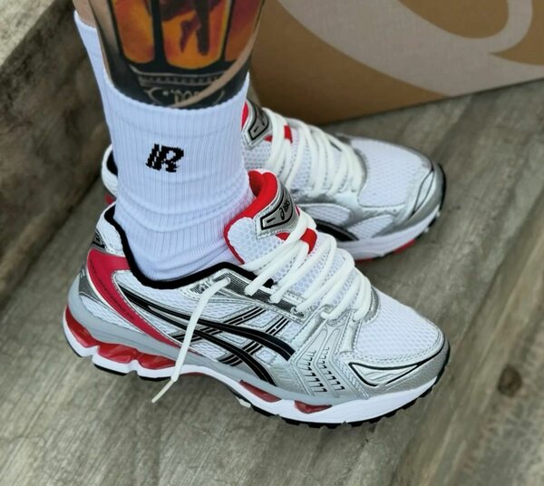 Chaussures de course légères