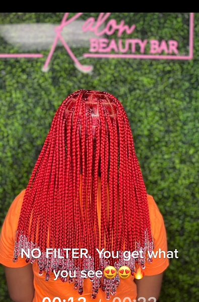 Cheveux tressés rouges Darling