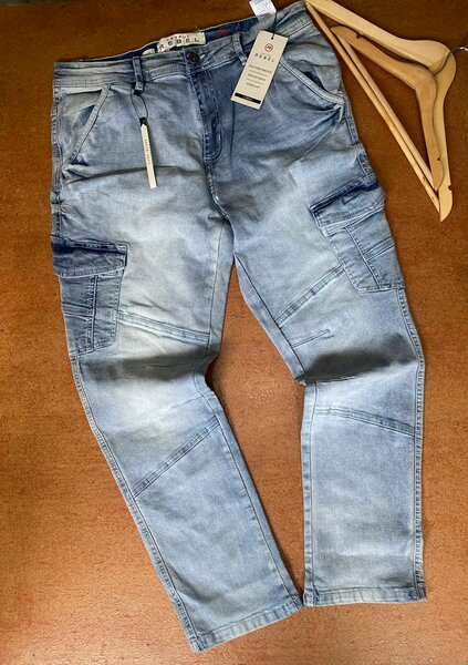 Pull&Bear Cargo Jeans 