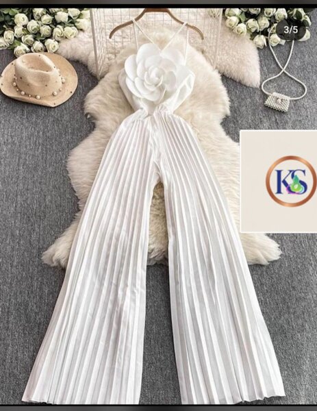 Combinaison élégante fleur