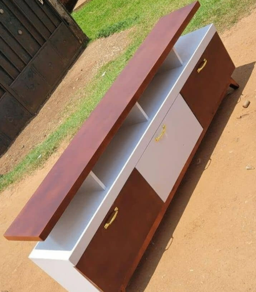 Meuble TV moderne avec rangement