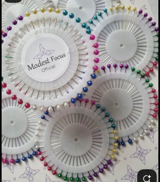 Épingles à couture colorées