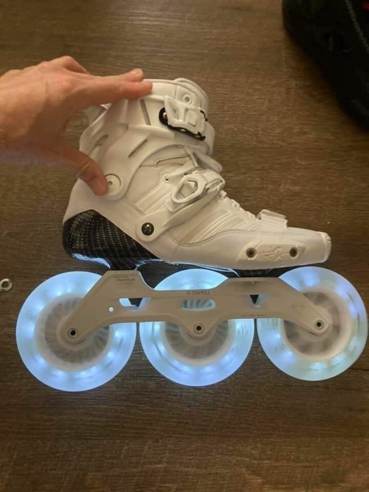 Patins à roulettes lumineux