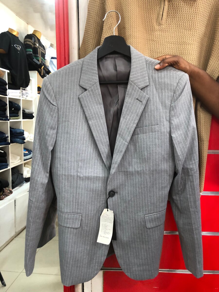 Costume homme élégant