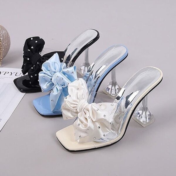 Heeled sandals