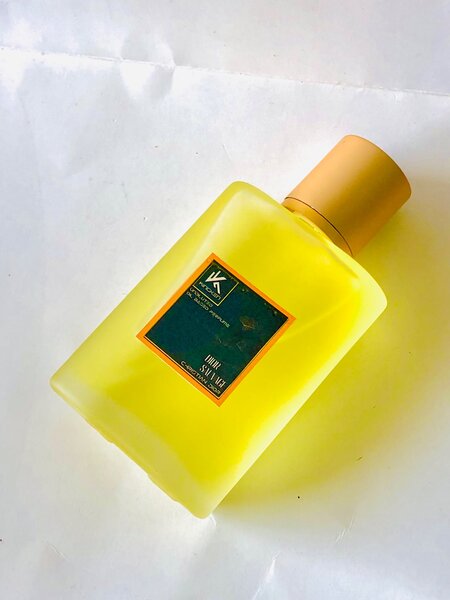 Undiluted designers oil perfume