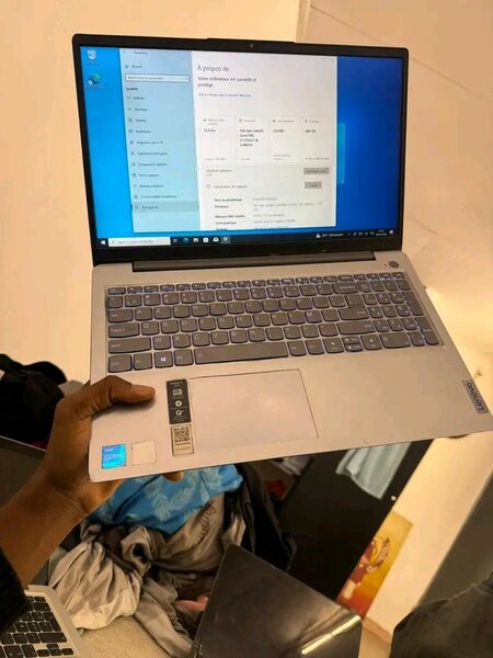 Ordinateur portable Apple MacBook