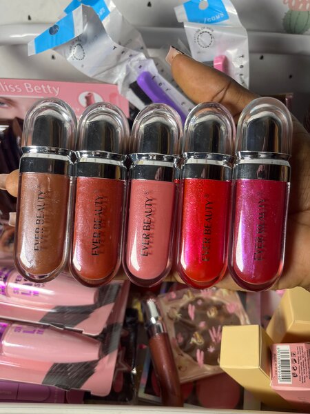 Gloss à lèvres brillant