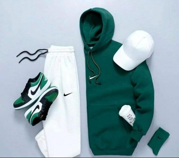 Ensemble survêtement Nike vert et blanc