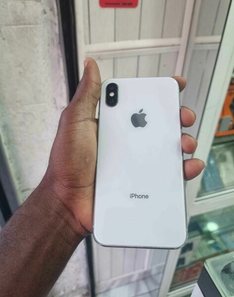 iPhone X — Smartphone élégant