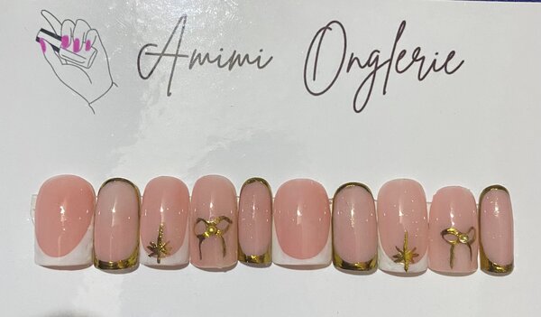 Ongles Artificiels Dorés
