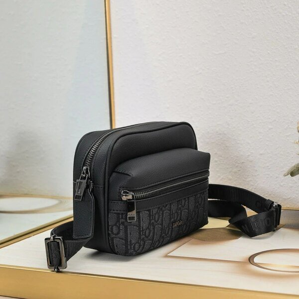 Dior and Gucci Side bags