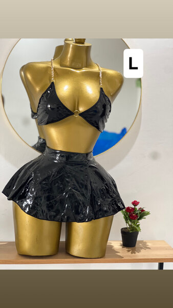 Ensemble lingerie noire sexy