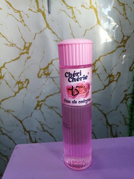 Chéri Chérie Eau de Cologne