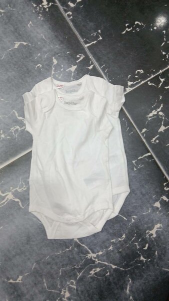 Lot de Bodies Blancs Bébé