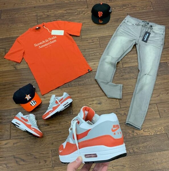 Ensemble de mode urbain tendance