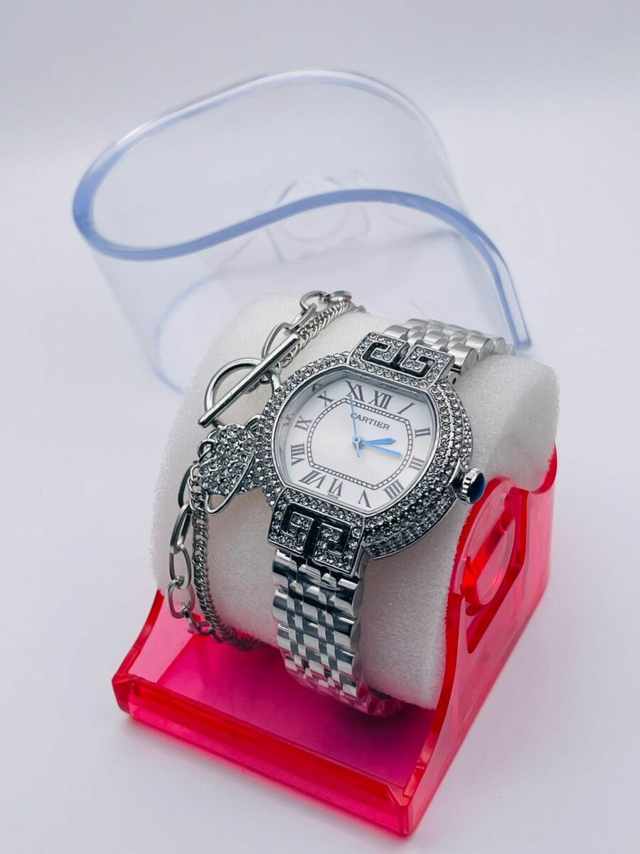 Montres élégantes femmes