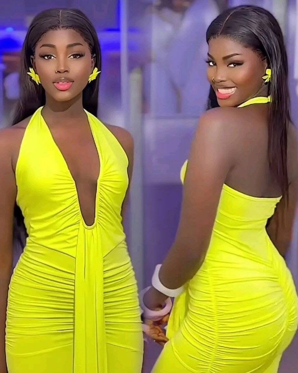 Robe Jaune Élégante Plongeante