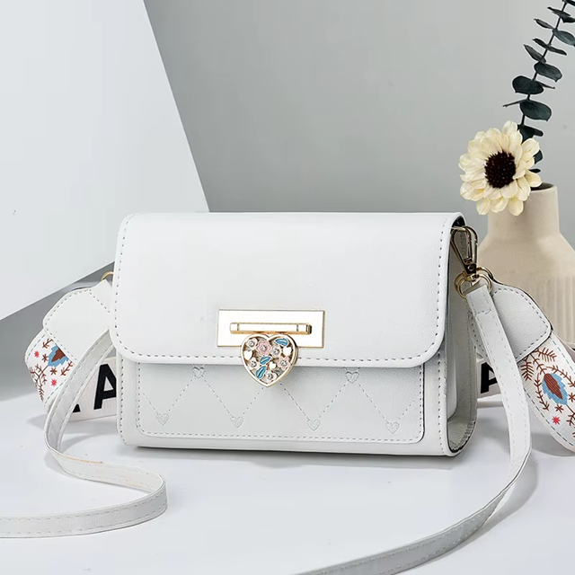 Bandoulière chic avec Cœur