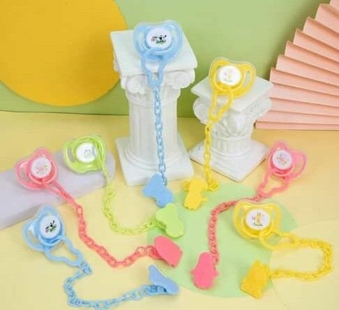 Sucette Bébé Colore avec Chaîne