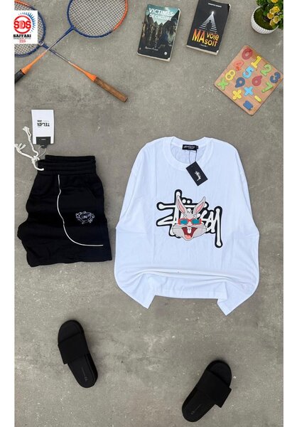 T-shirt style streetwear