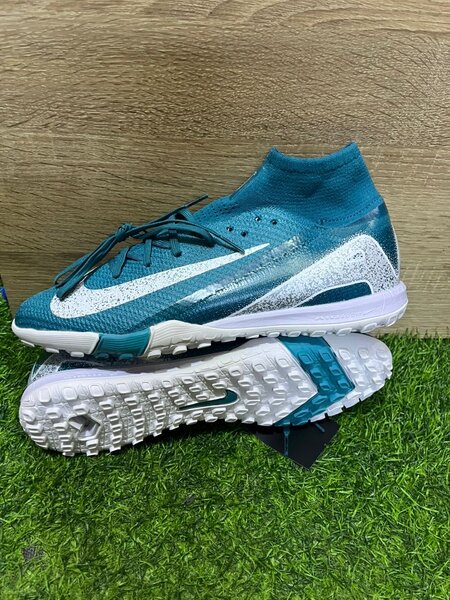 Chaussures de football pour homme