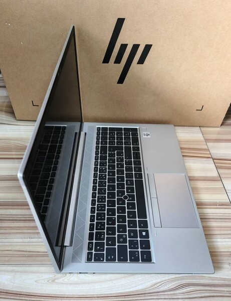 Ordinateur portable HP EliteBook