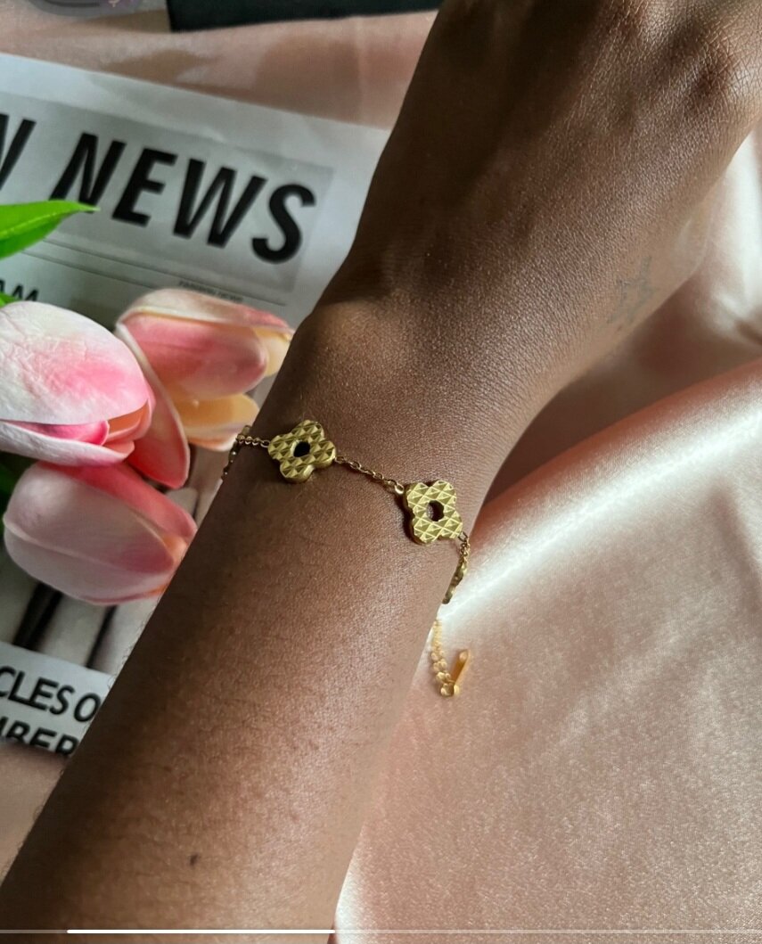 Bracelet chic avec breloques