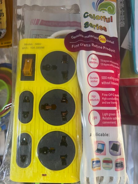 Prise multiple électrique 3 prises