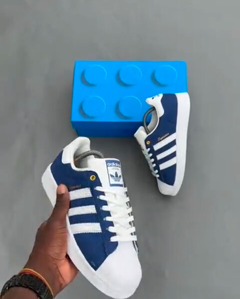 Adidas Baskets Classiques Bleu