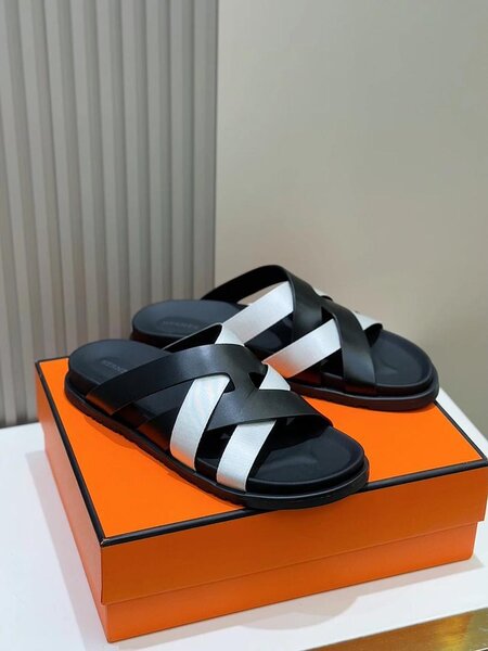 Sandales hermès croisées