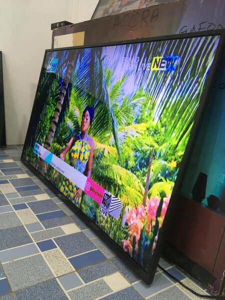 VIZIO TV