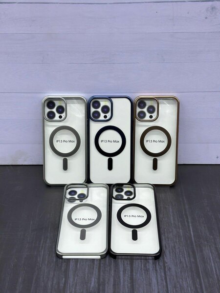 Пластиковые прозрачные  MagSafe  Пластик не желтеет