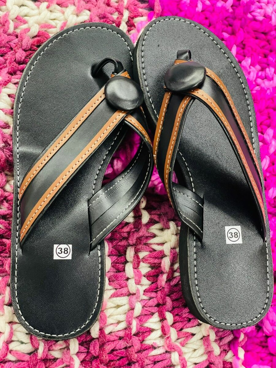 Tongs en cuir chic et confortables