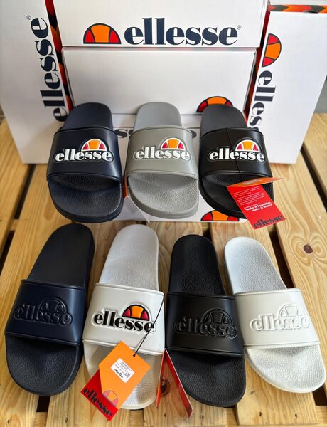 Ellesse slides