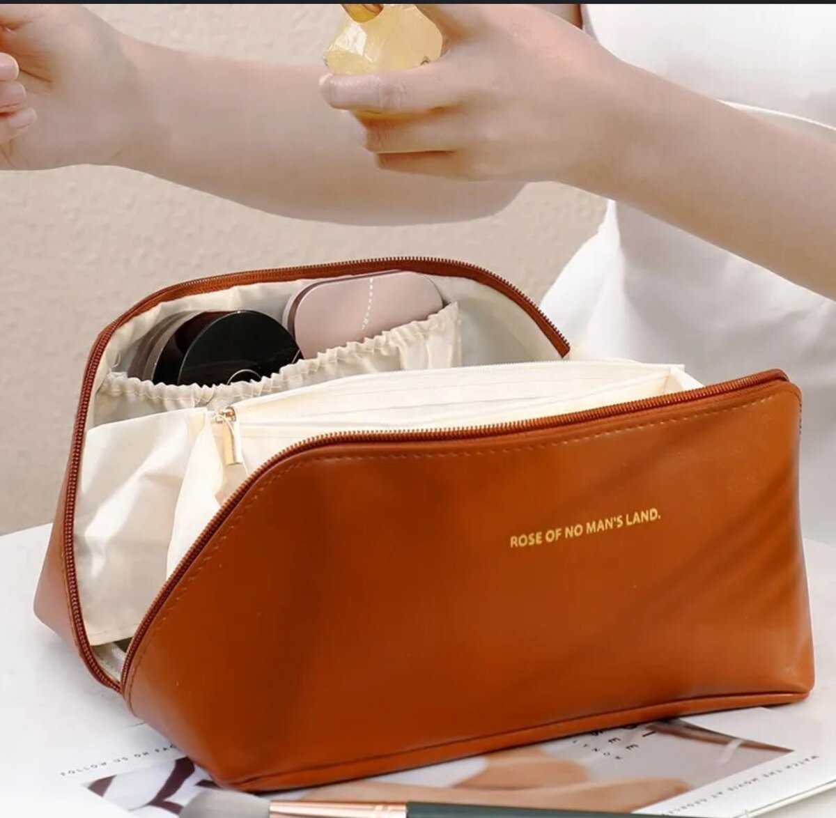 Trousse de voyage en cuir élégante