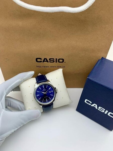 Montre Casio homme bleue