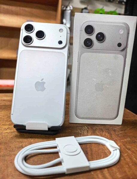 iPhone 17 pro Max 256GB