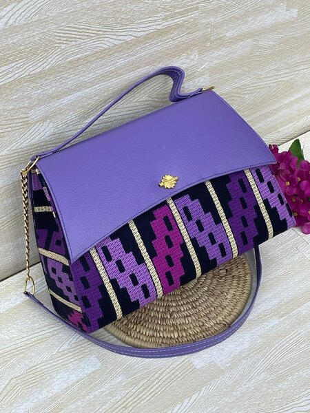 Sac à main violet chic